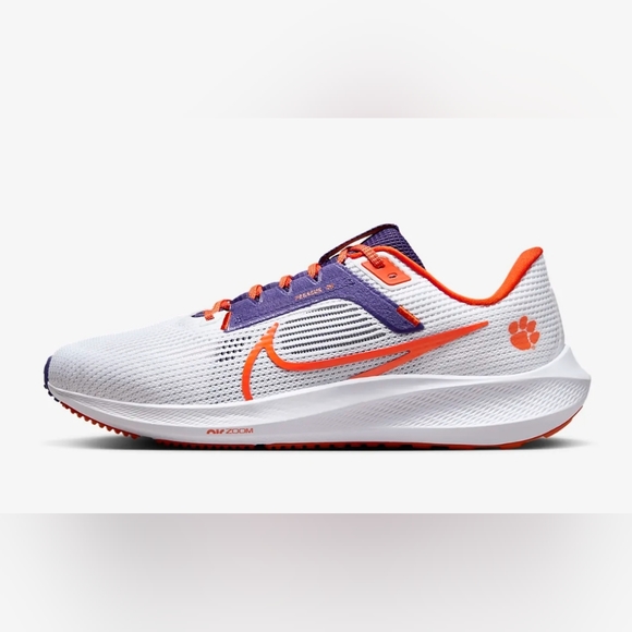 Nike Pegasus 40 (Clemson) - Picture 1 of 14
